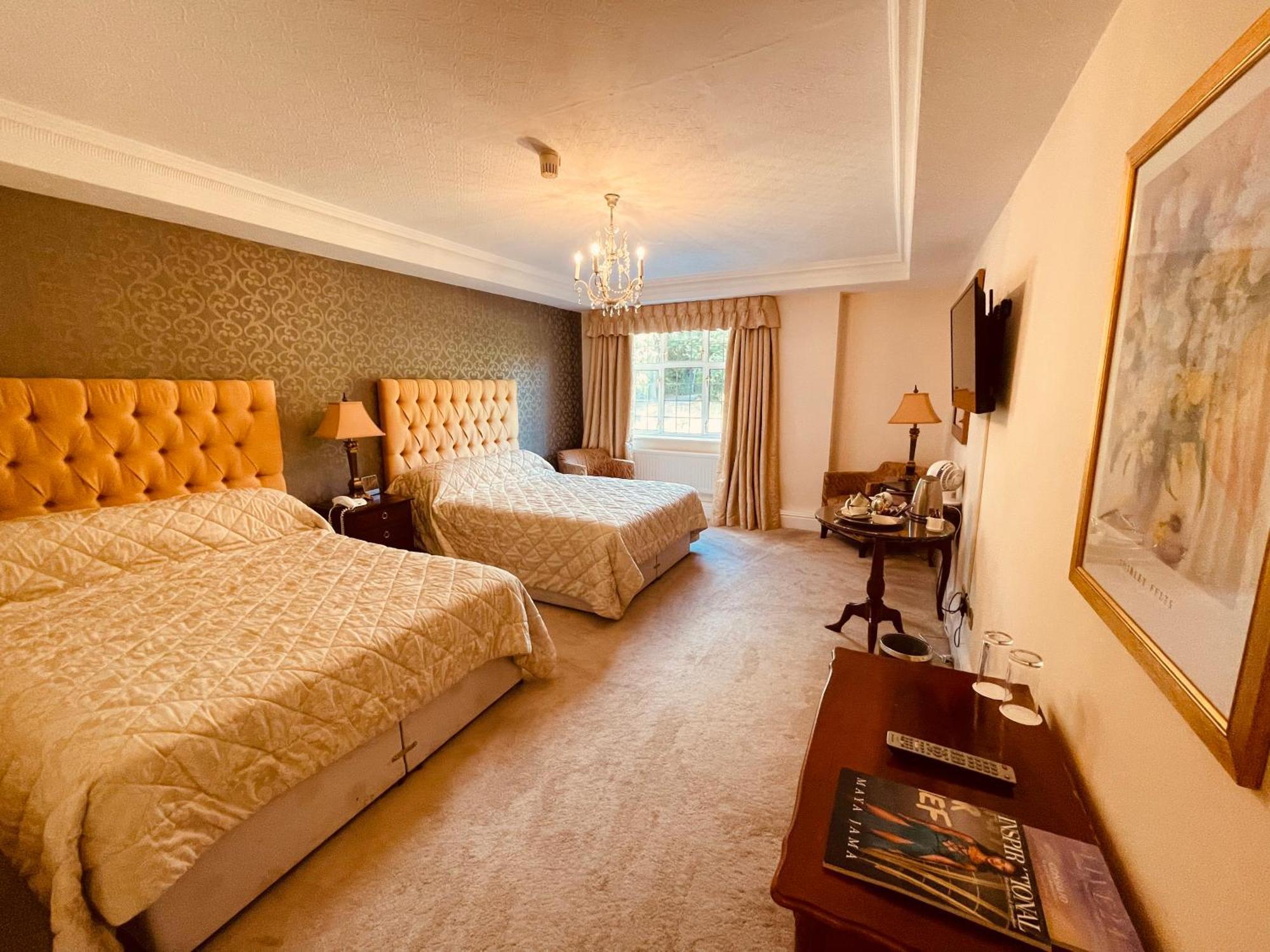 סוליהול Nuthurst Grange Country House Hotel & Restaurant מראה חיצוני תמונה