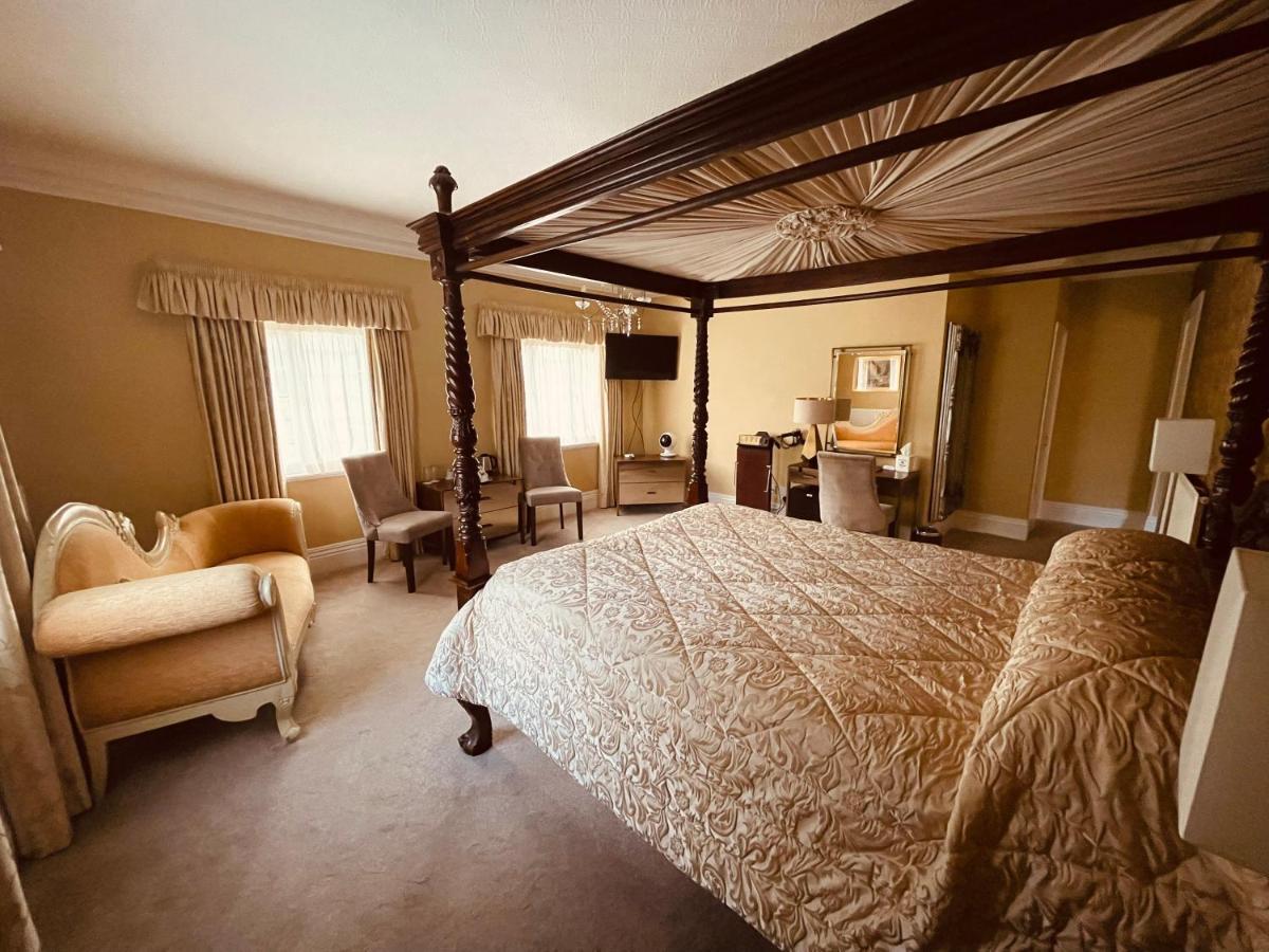 סוליהול Nuthurst Grange Country House Hotel & Restaurant מראה חיצוני תמונה