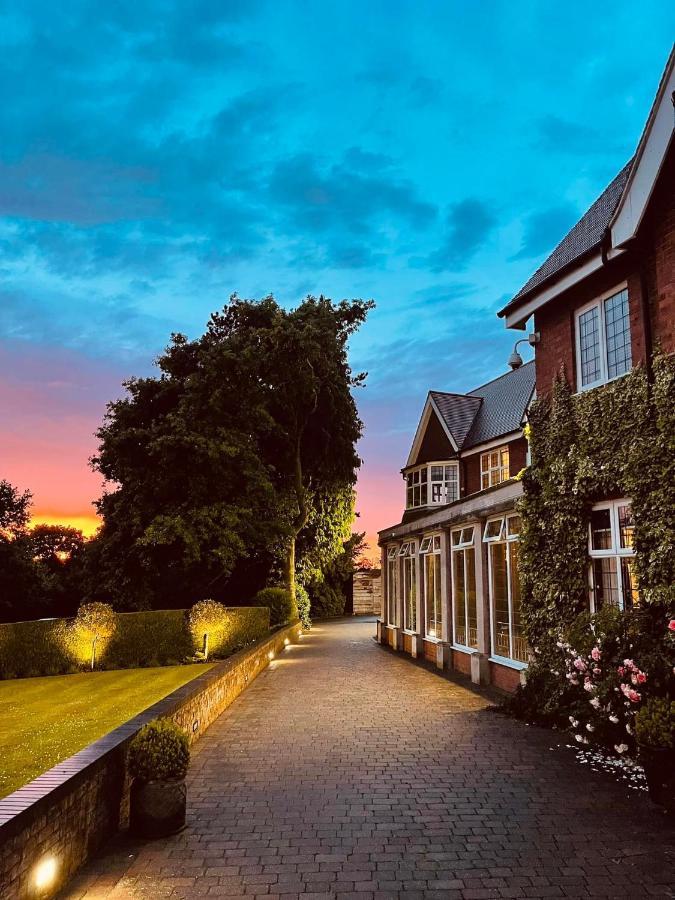 סוליהול Nuthurst Grange Country House Hotel & Restaurant מראה חיצוני תמונה